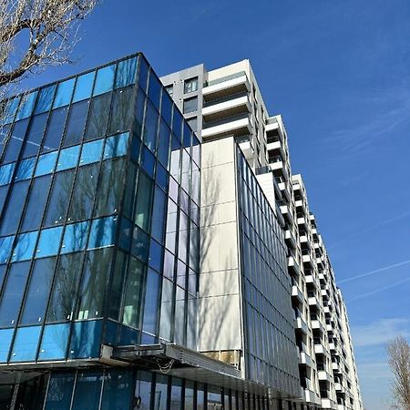 부쿠레슈티 Urban Flats 아파트 외부 사진